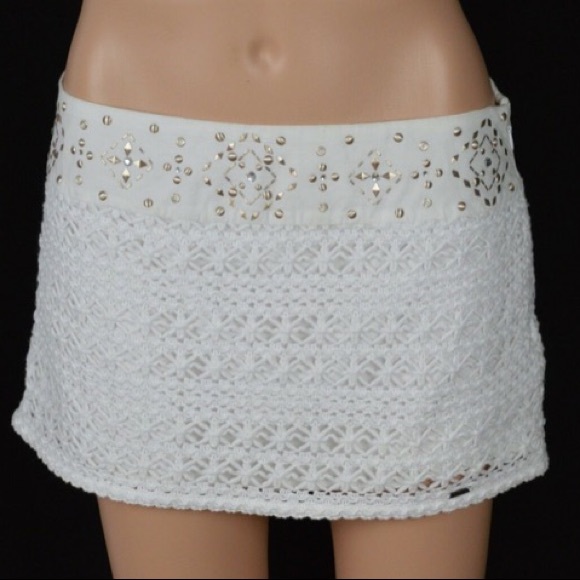 Hollister Dresses & Skirts - Hollister White Crochet Mini Skirt Size 00 Junior